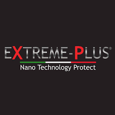 Logo EXTREME-PLUS con testo rosso, argento e bianco su sfondo scuro,