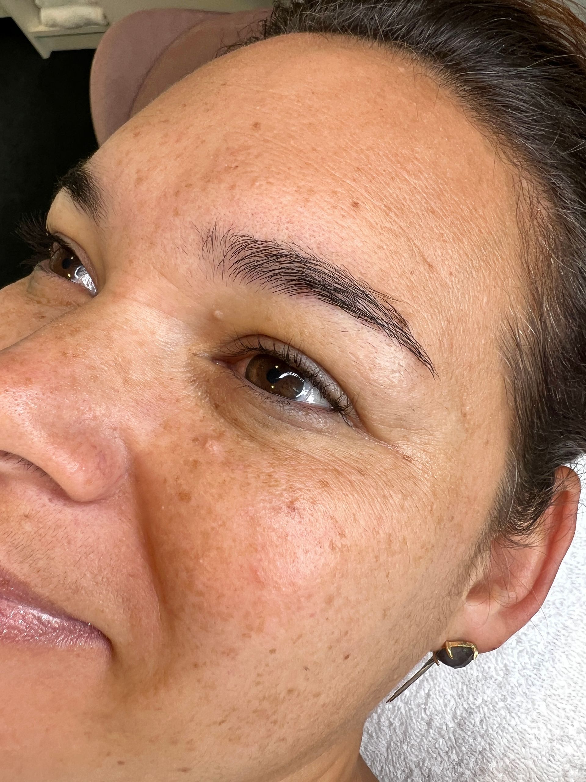 Voorfoto lashlift behandeling bij Glow Spa in Drachten