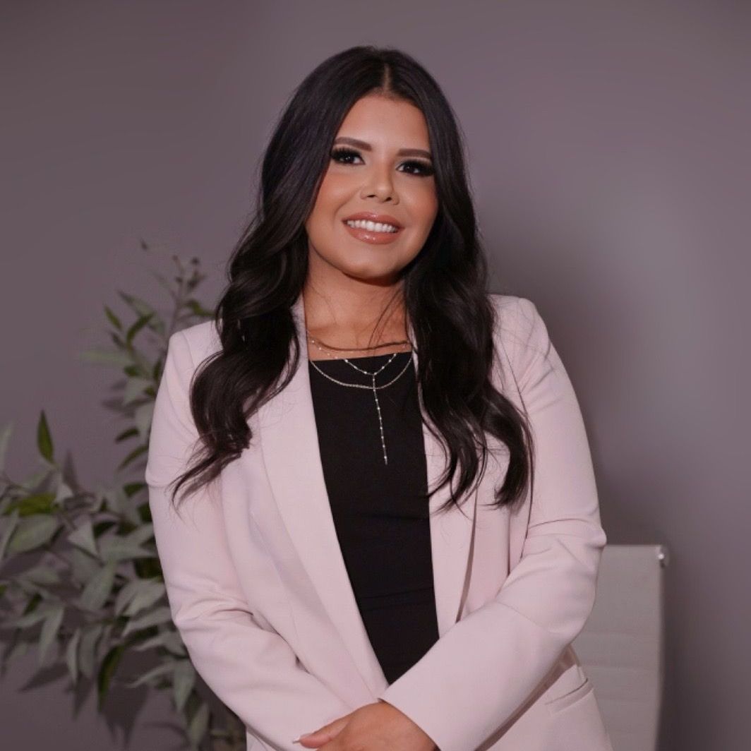 Anny Leon