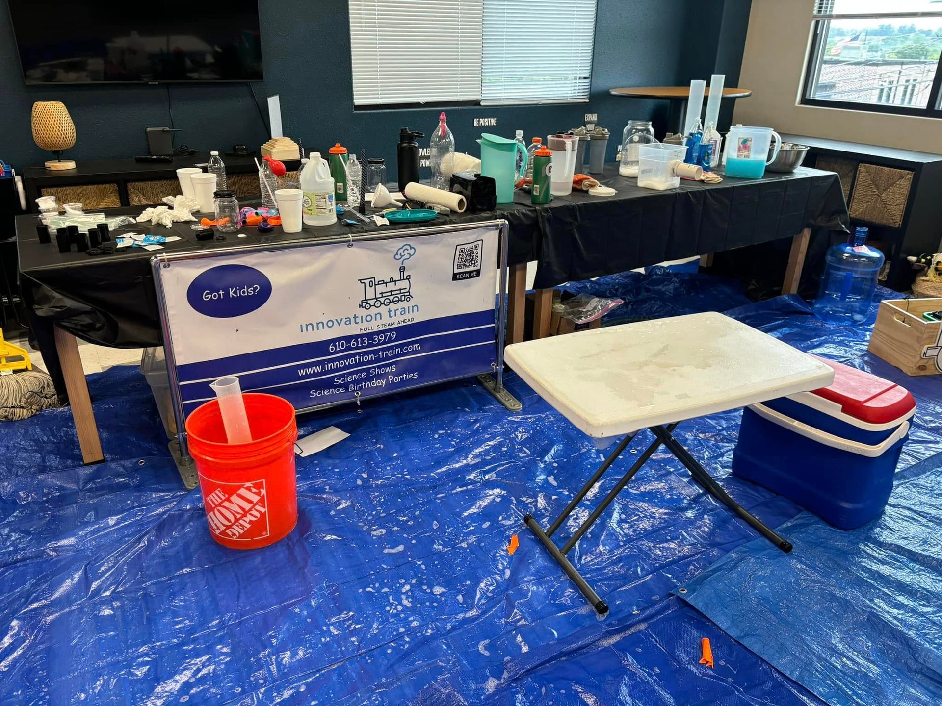 setup for science show innovation train