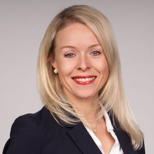 Eva Kanzler, Vogel IT-Akademie
