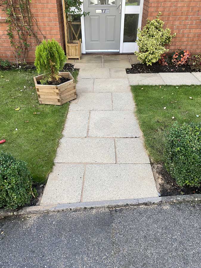 Solihull concrete slab patio cleaned and sanded