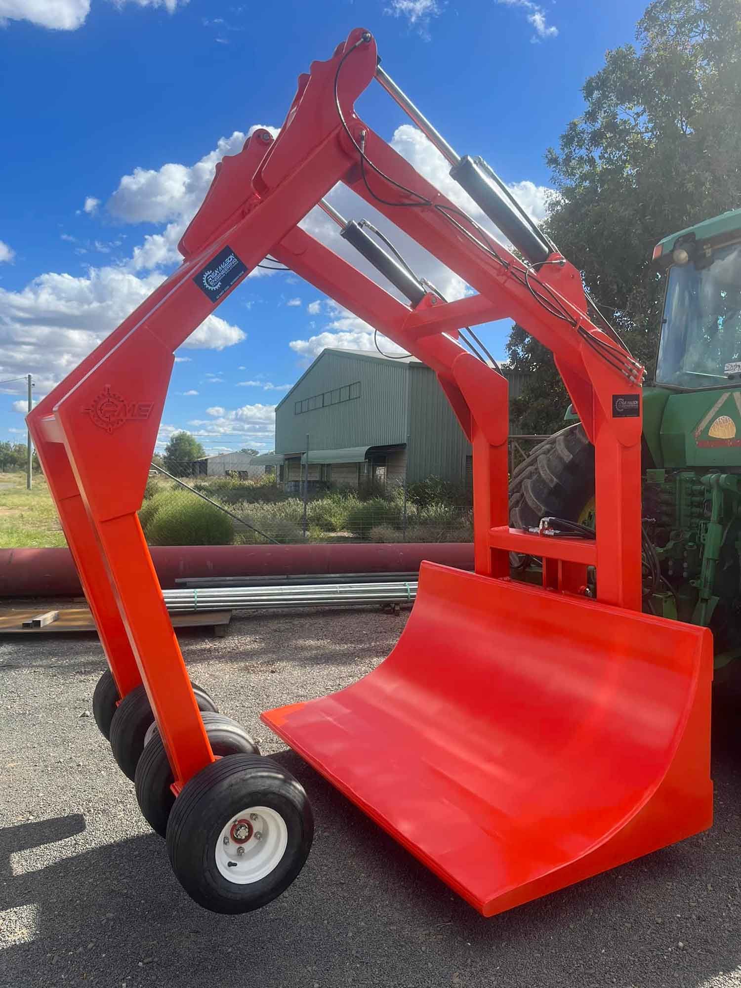 Heavy Duty Cotton Bale Grab in the Orana Region