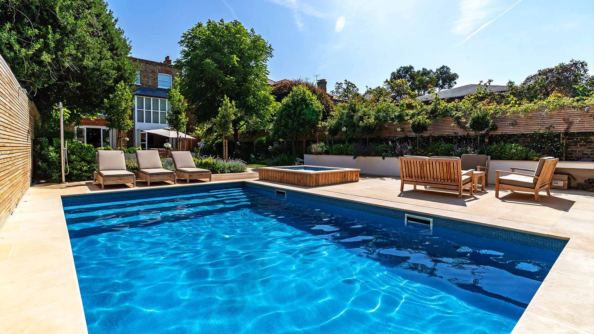 Swimming Pool Contractor