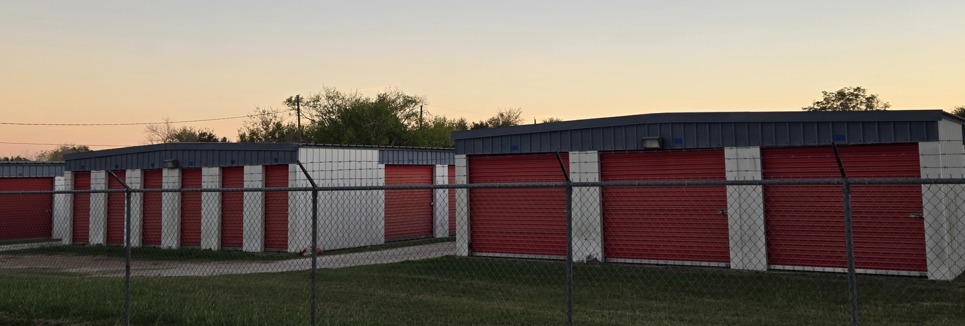refugio-tx-self-storage-rv-boat-exterior-2