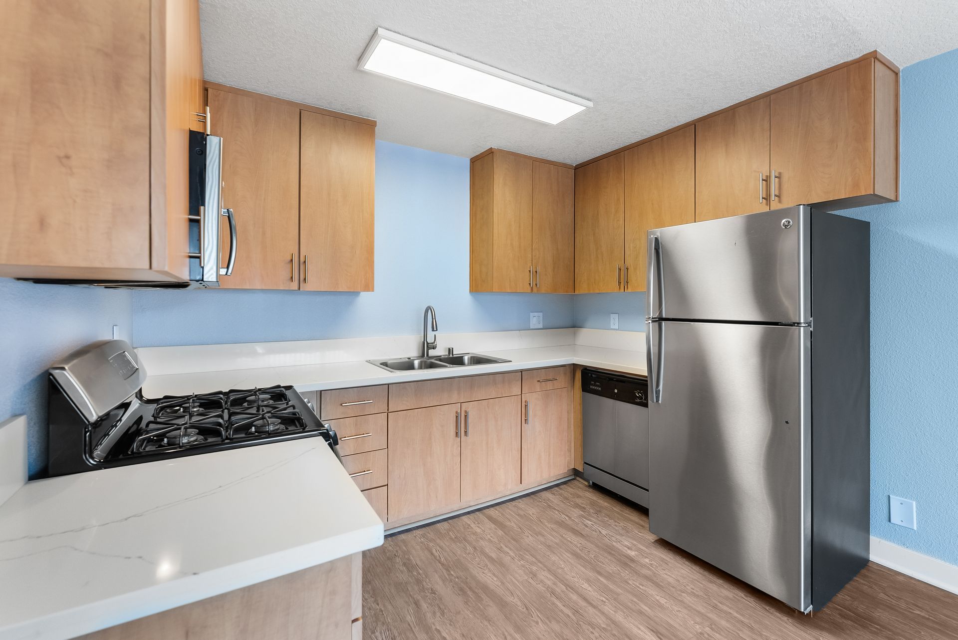 Photo gallery of The Circle Apartments at Long Beach #6