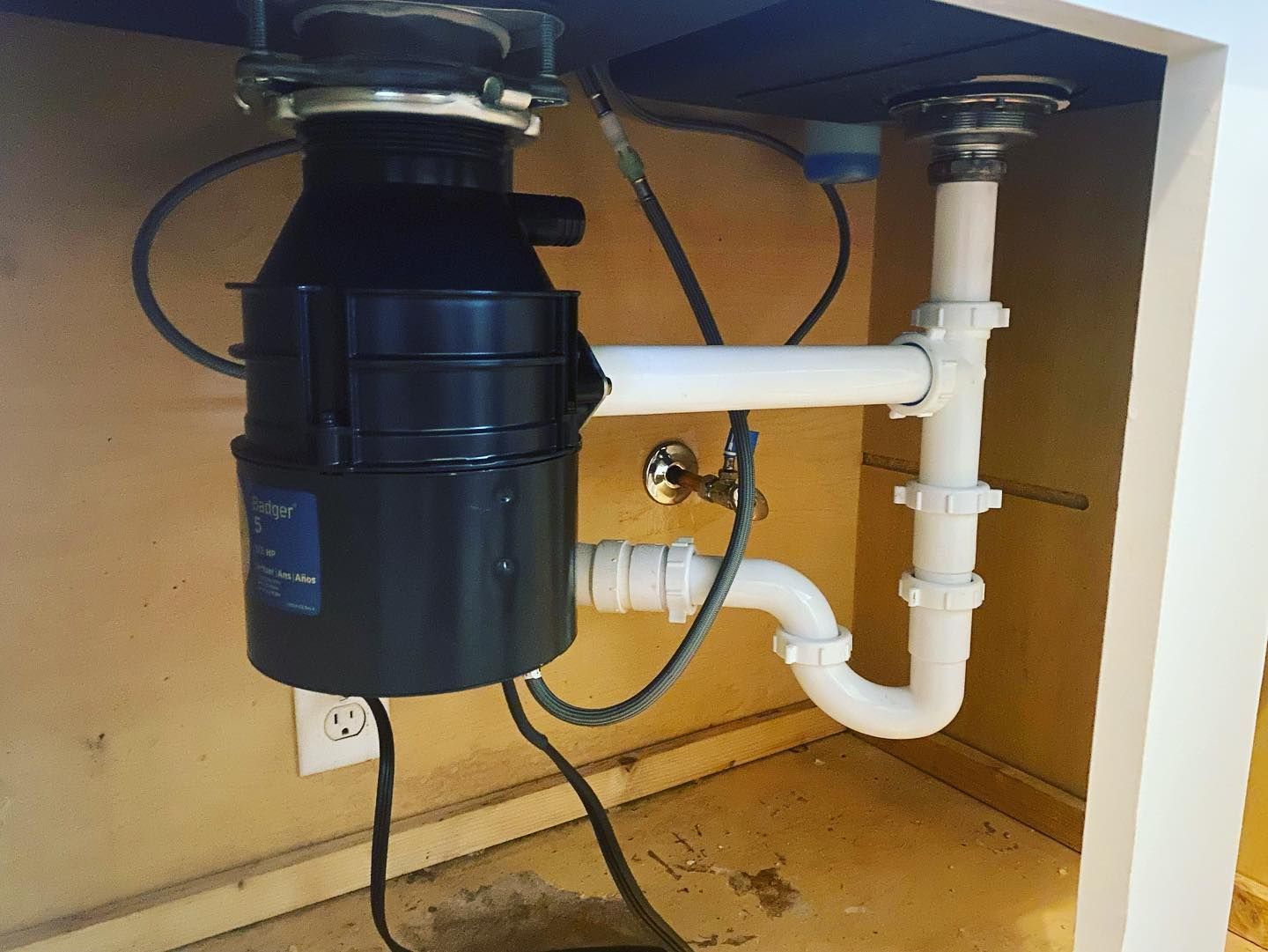 Under Sink Plumbing Setup