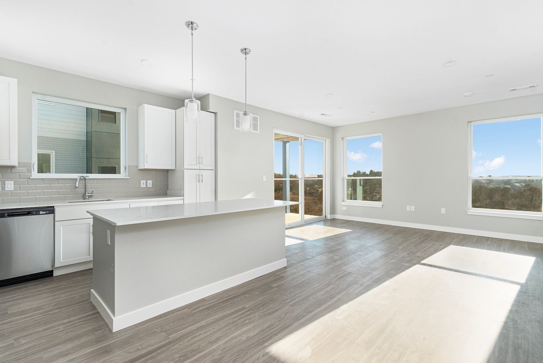 Gallery Brand New Apartments in Wakefield, MA