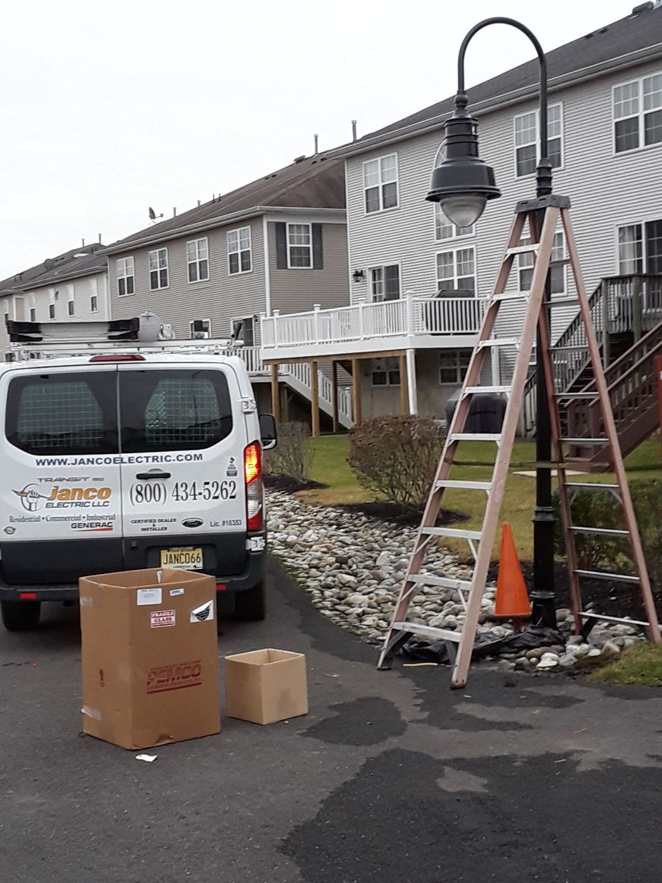 A white van with a license plate that says ' mtn ' on it