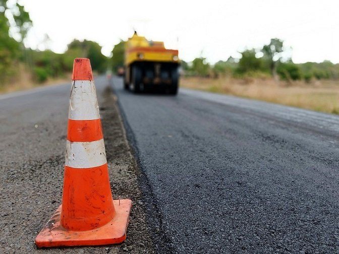 The importance of monitoring the temperature of asphalt before compaction Why is the temperature of asphalt important during road construction?