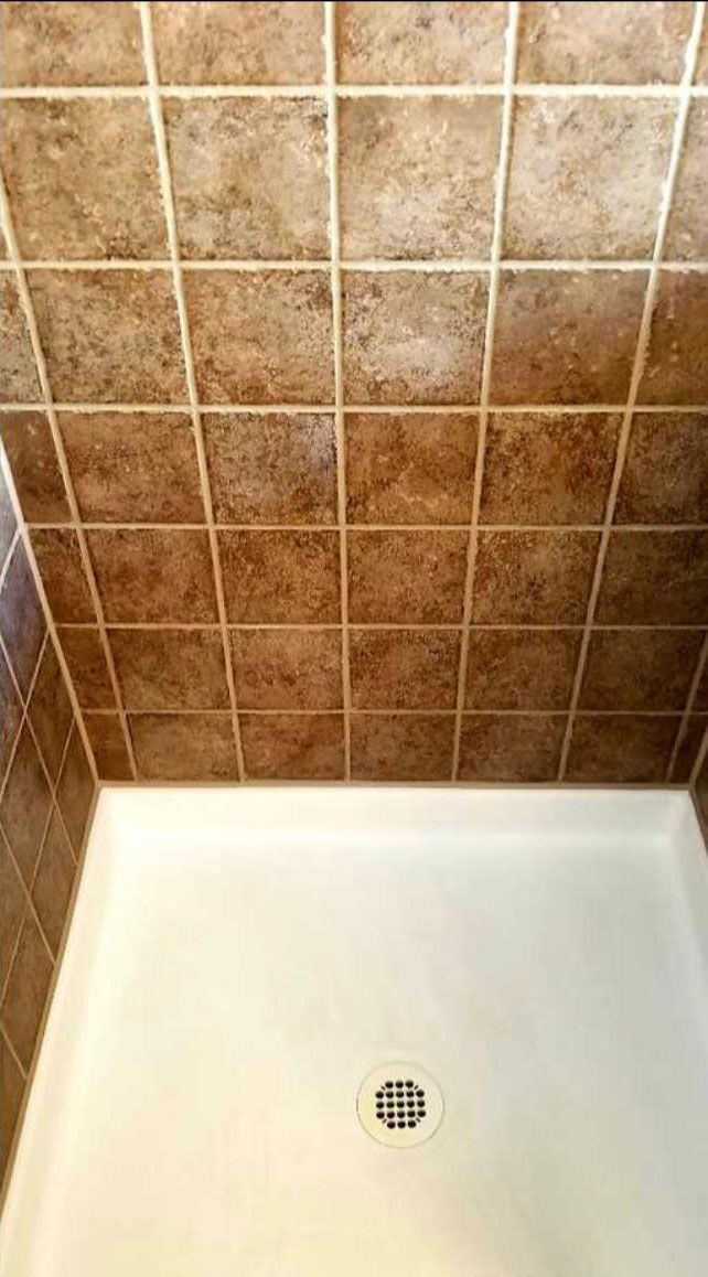 Cleaned Comfort Room Area | Louisville, KY | Maid In The Ville
