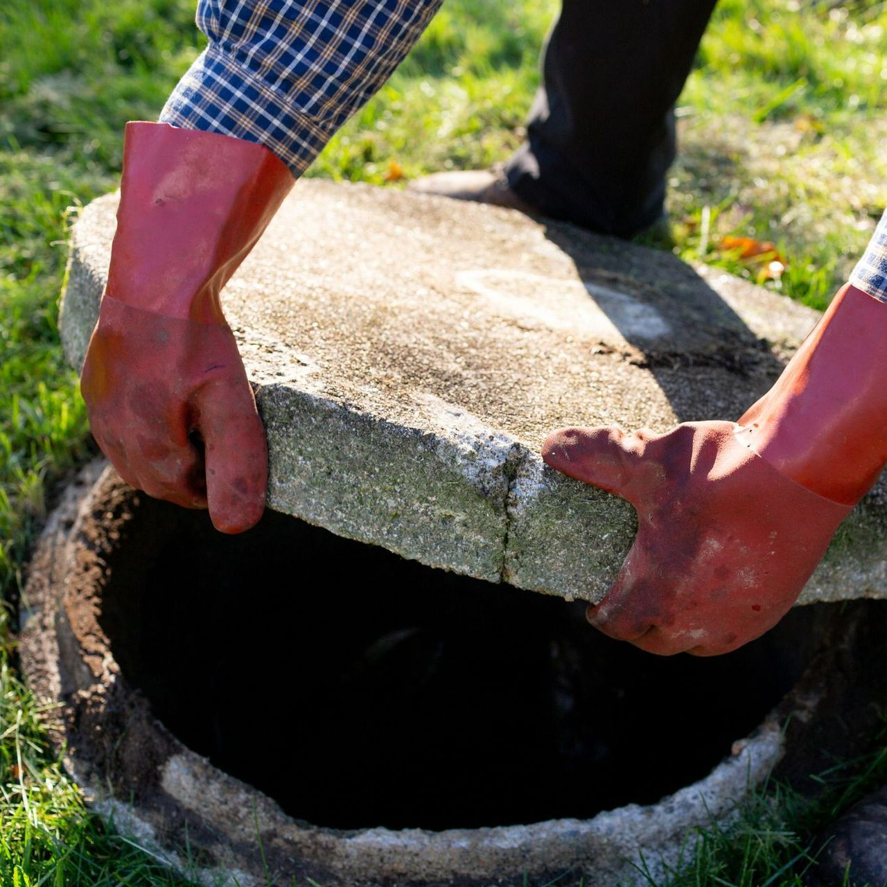Opening Septic Tank — San Marcos, TX — L & L Septic & Grease Trap Opening Septic Tank — San Marcos, TX — L & L Septic & Grease Trap