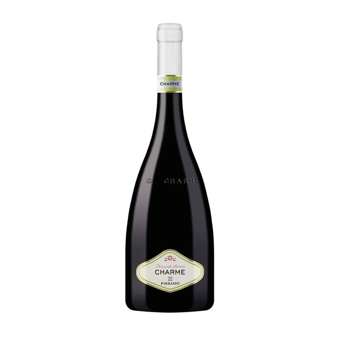 Bottiglia di vino rosso con etichetta bianca, tappata, su sfondo bianco.