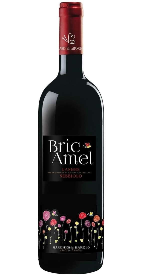 Bottiglia di vino Lambrusco Bric Amel. Bottiglia rosso scuro con etichetta e motivo floreale colorato alla base.