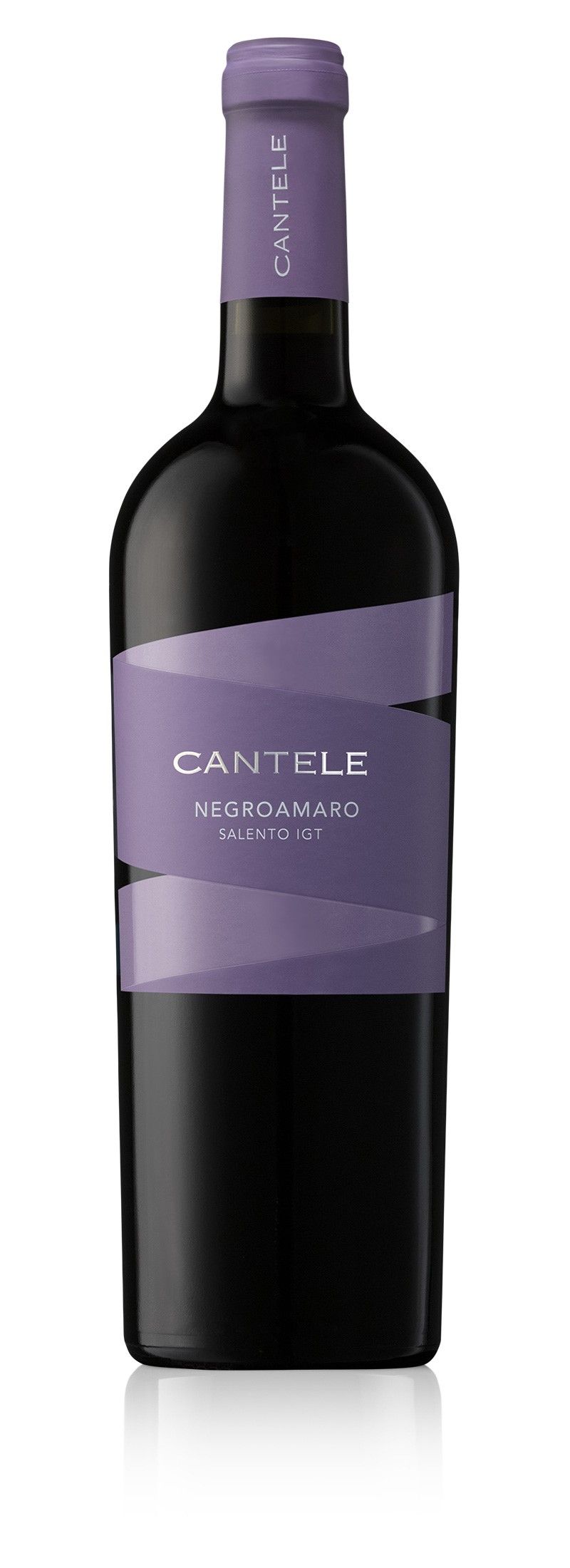 Bottiglia di vino, scura con etichetta viola, testo: 