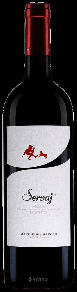 Bottiglia di vino con etichetta bianca, scritta rossa, disegno rosso e vino scuro.