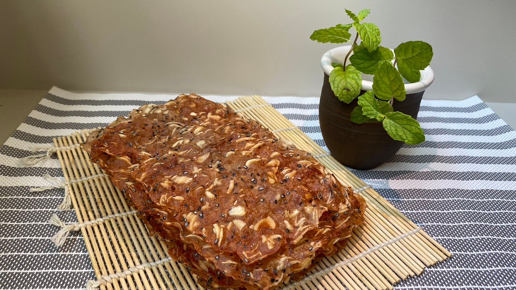 黑芝麻杏仁薄片肉紙