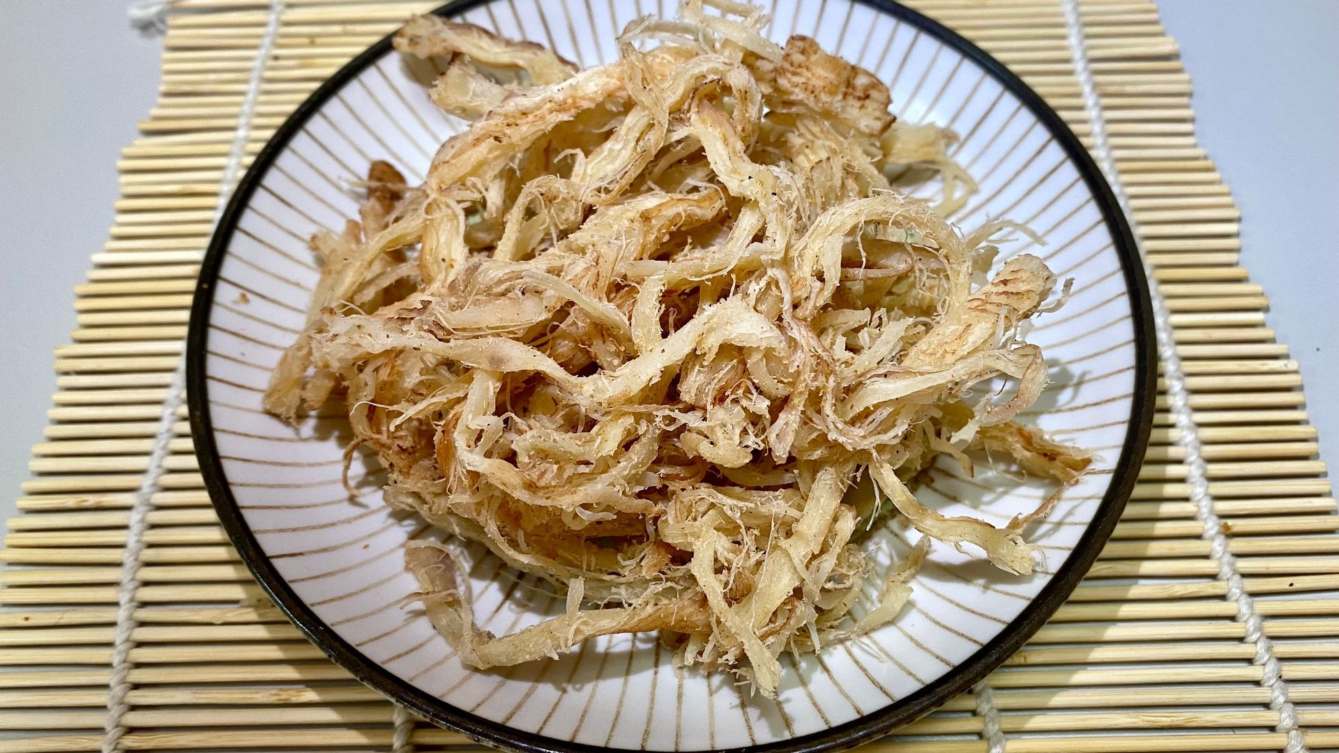 魷魚絲