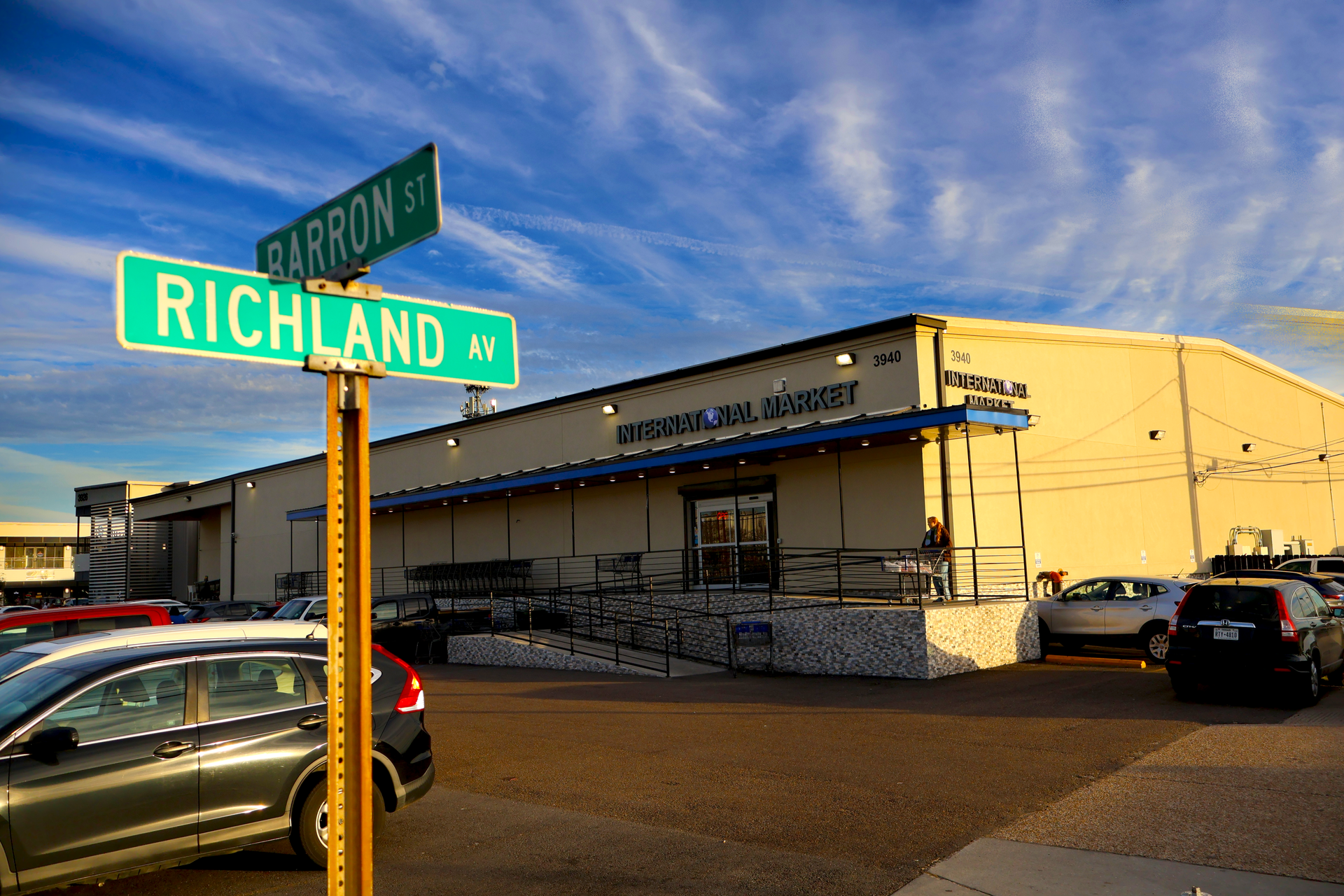 shop exterior 4