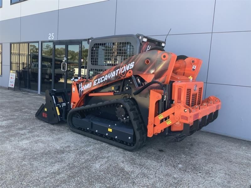 Kubota SVL97 rear ripper