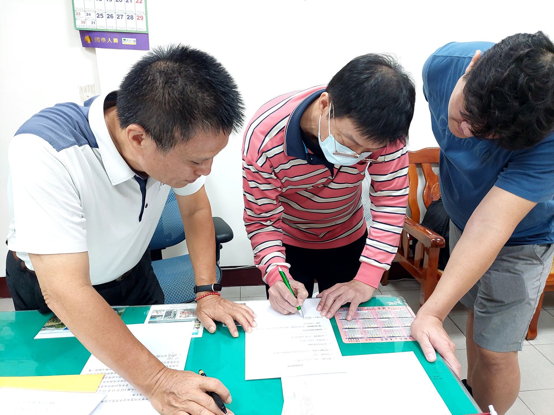 賴枝青地政士協助處理贈與移轉事宜