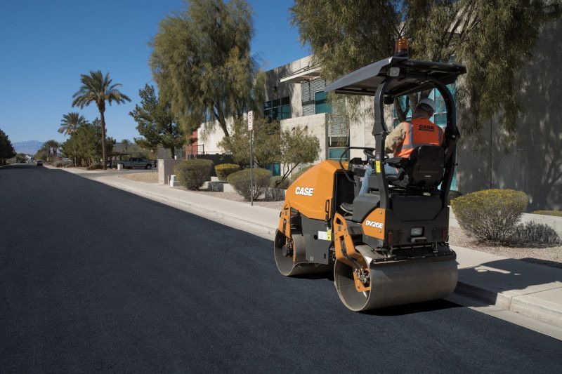 CASE compact asphalt compactor