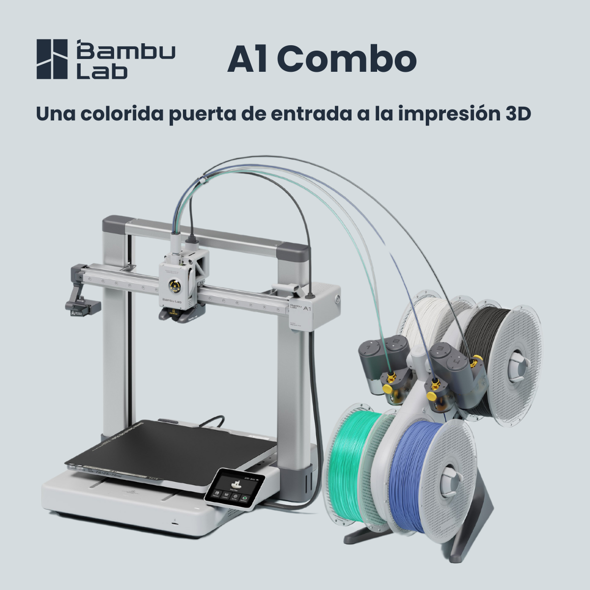 Impresora 3D Bambu Lab A1 Combo con bobinas de filamento multicolor sobre un fondo gris.