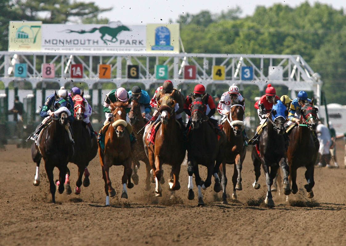 RACETRACK ACTION