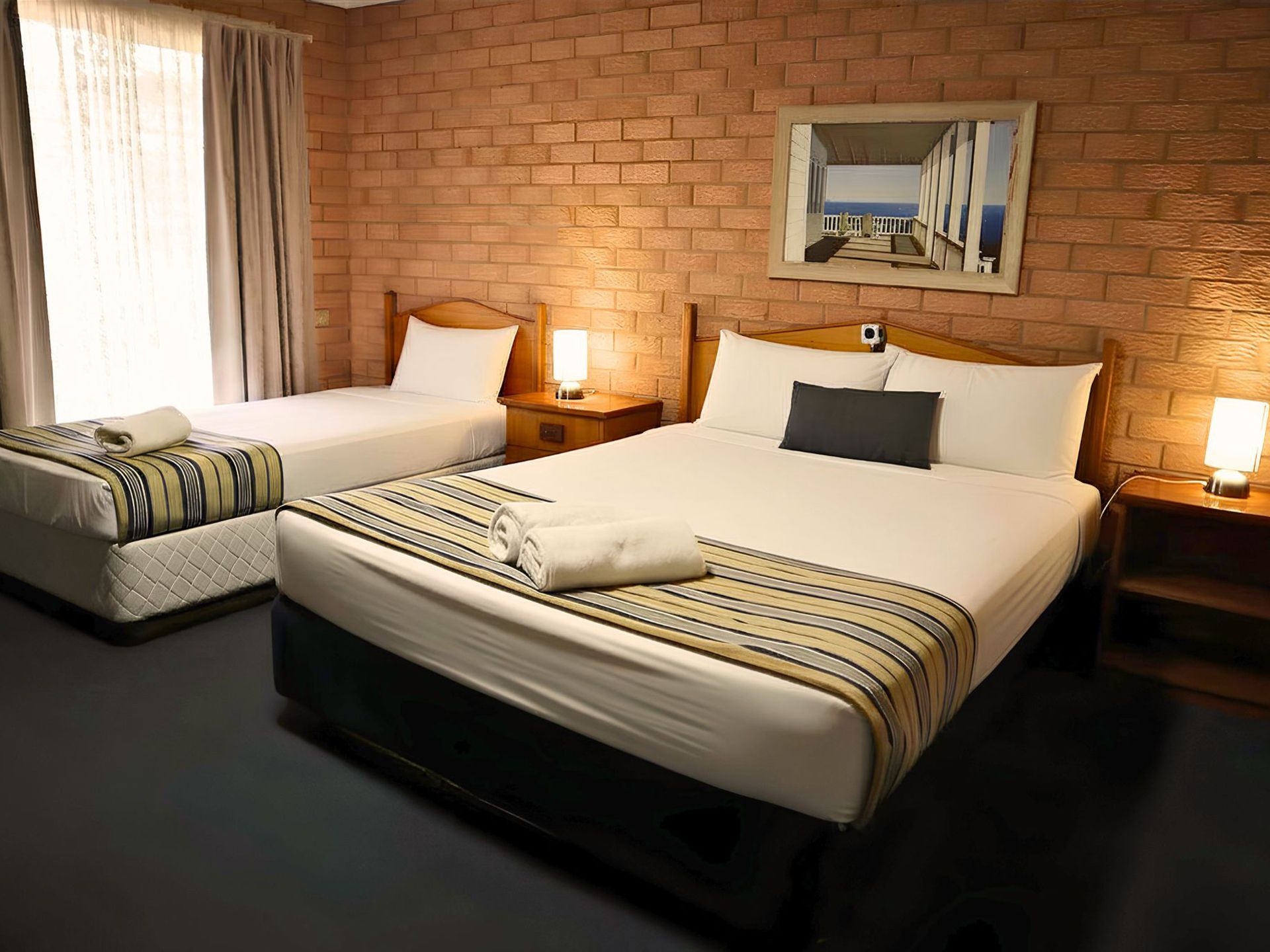 Aalana Motor Inn