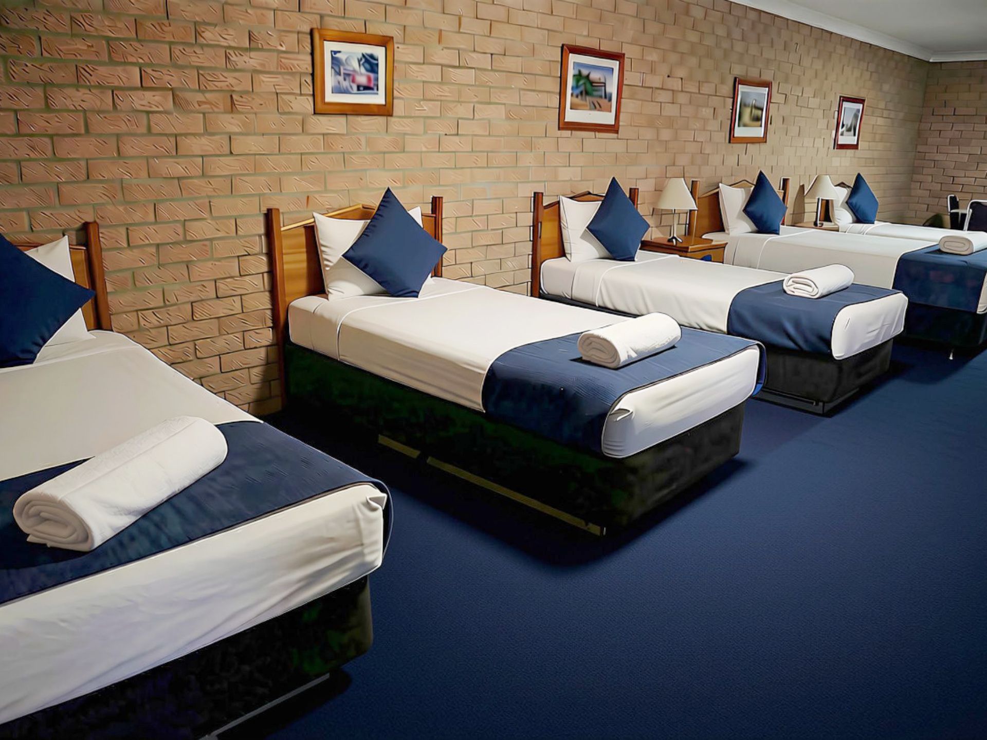 Aalana Motor Inn