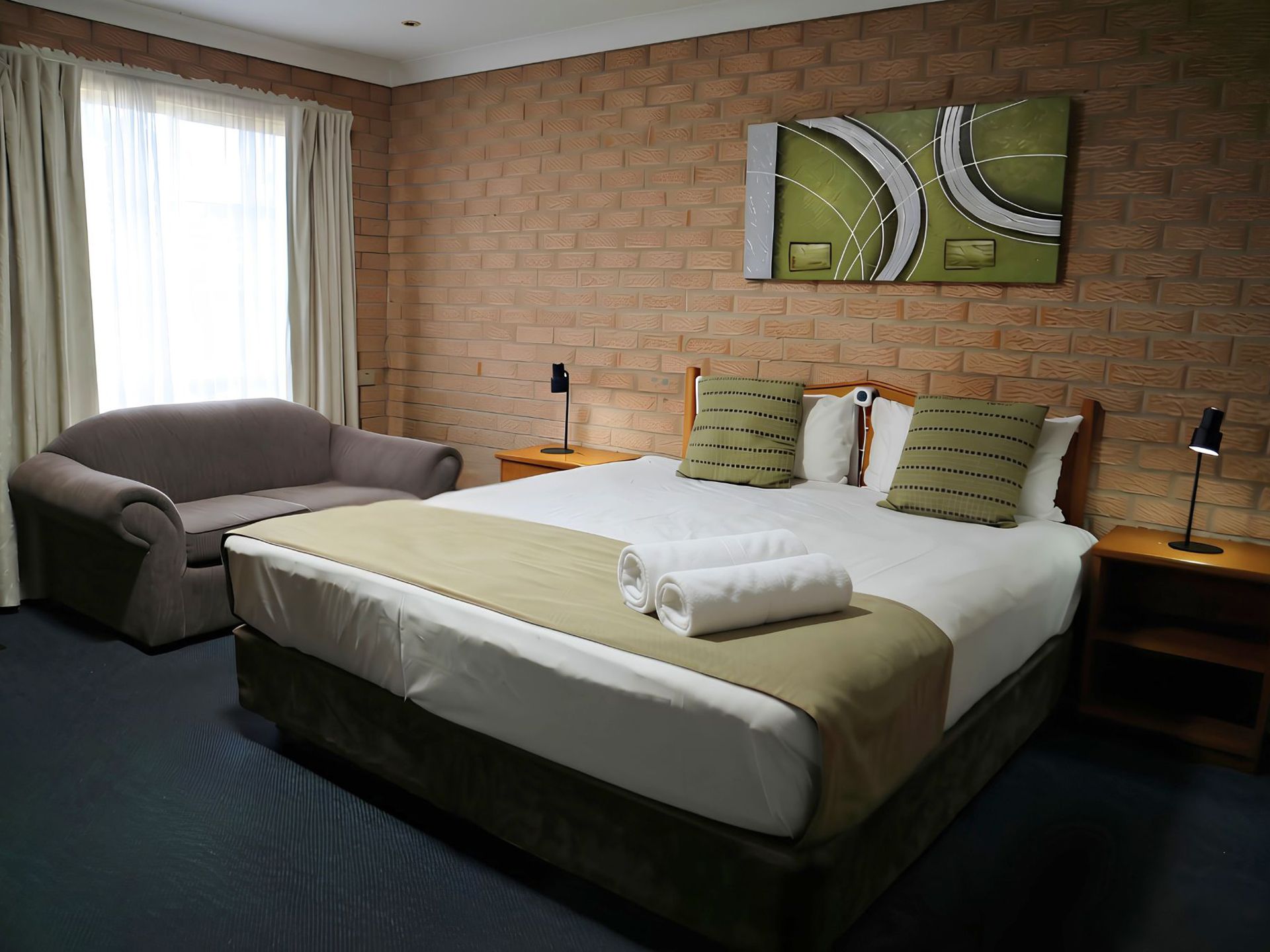 Aalana Motor Inn