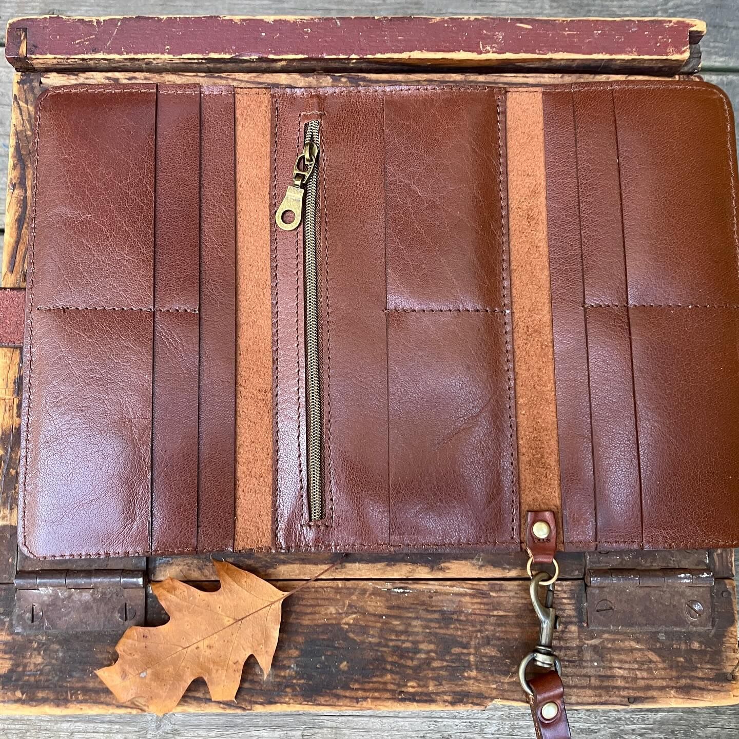 Custom leather 3-fold zipper wallet