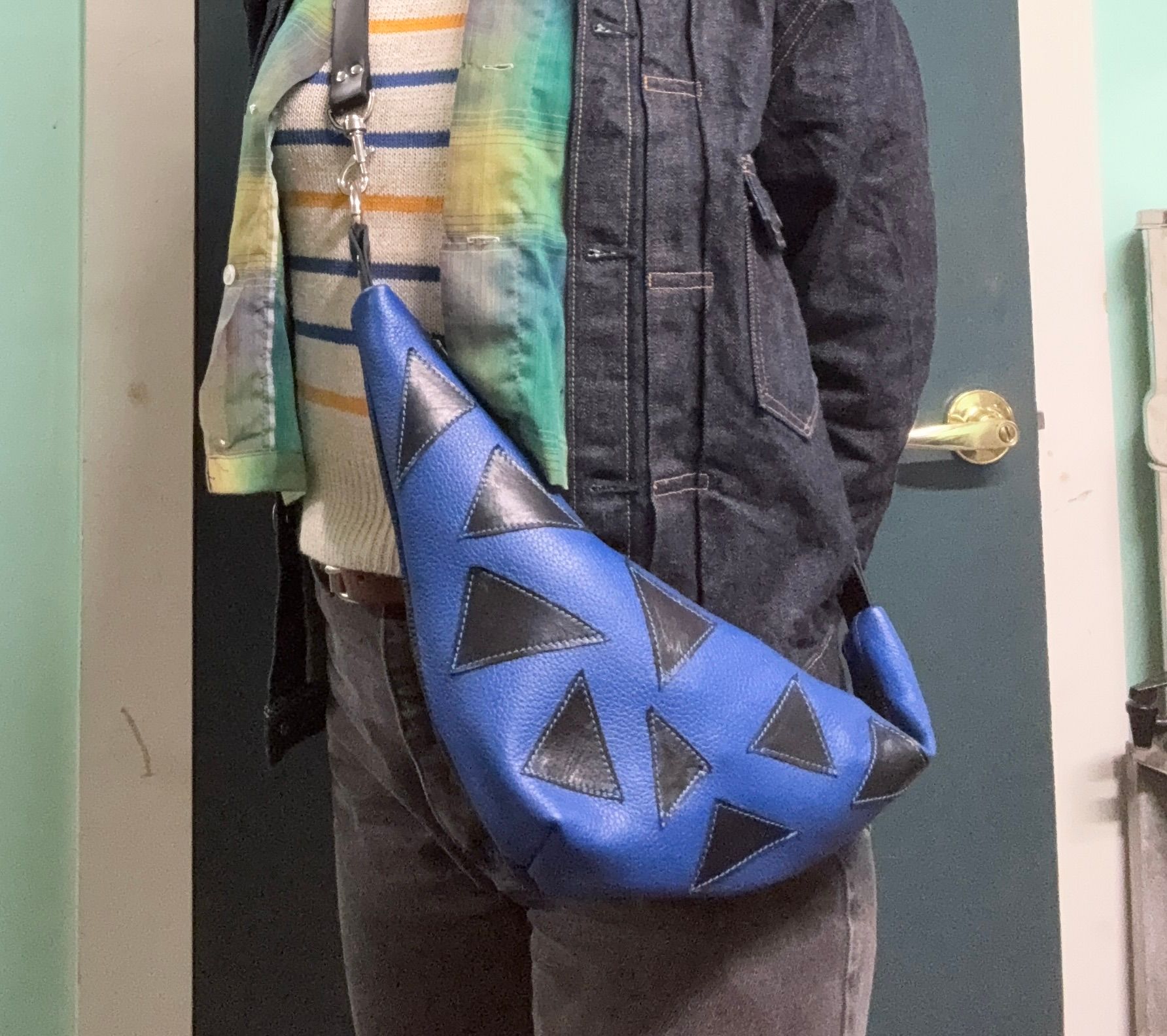 Cross body purse cobalt blue