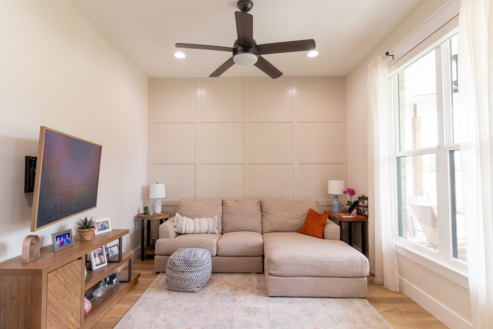 room interior paint