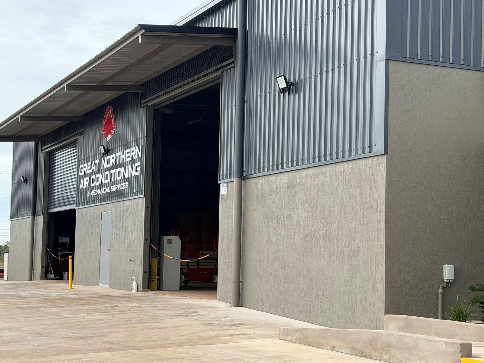 Commercial building of Great Northern Airconditioning & Mechanical Services in Berrimah, Northern Territory