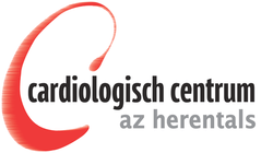 Logo voor Cardiologisch Centrum AZ Herentals met rode swoosh en zwartgrijze tekst.