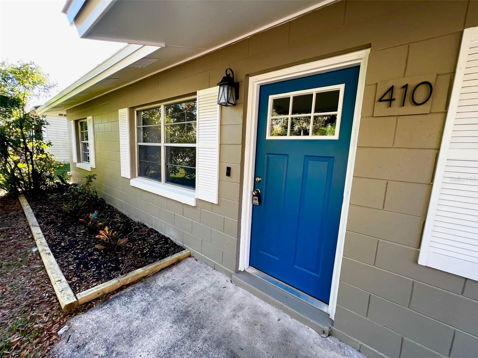 410 Albany Ave Deland, FL 32724