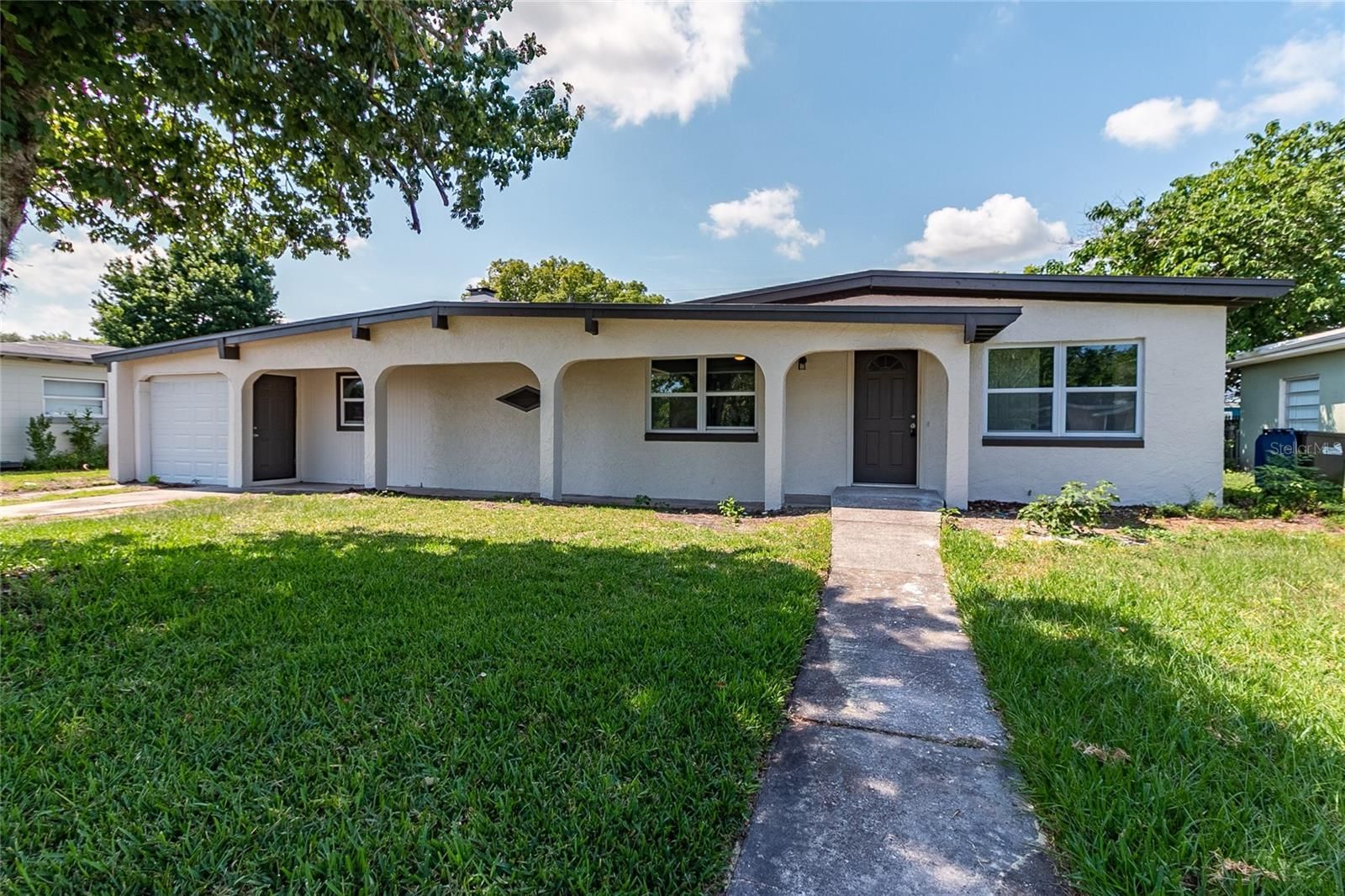 7124 lakner Way Orlando, FL 32822