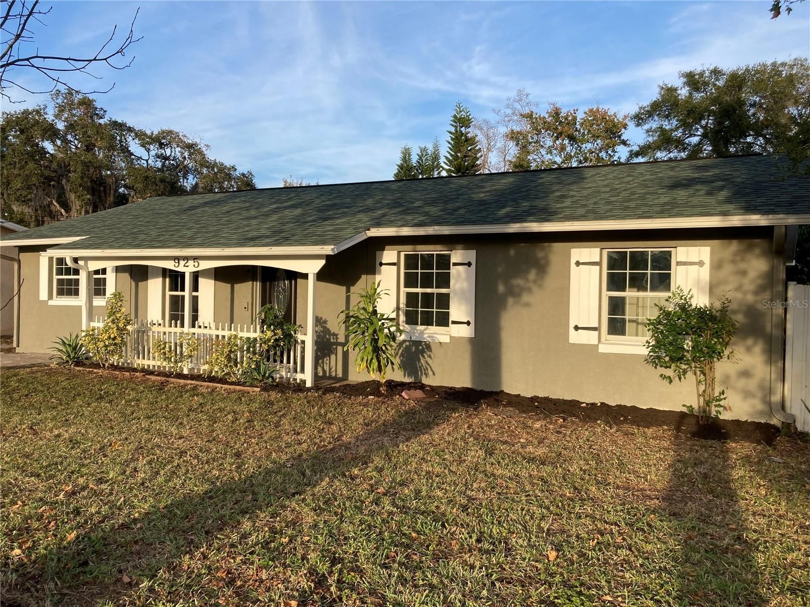 925 New York St Edgewater, FL 32132