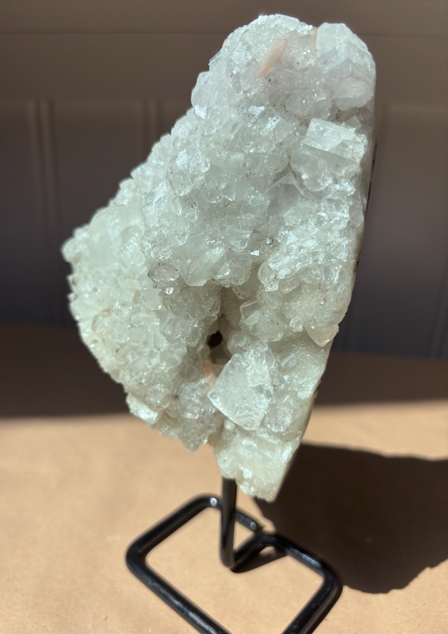 Apofyliet Cluster uit India – 20 cm incl. standaard