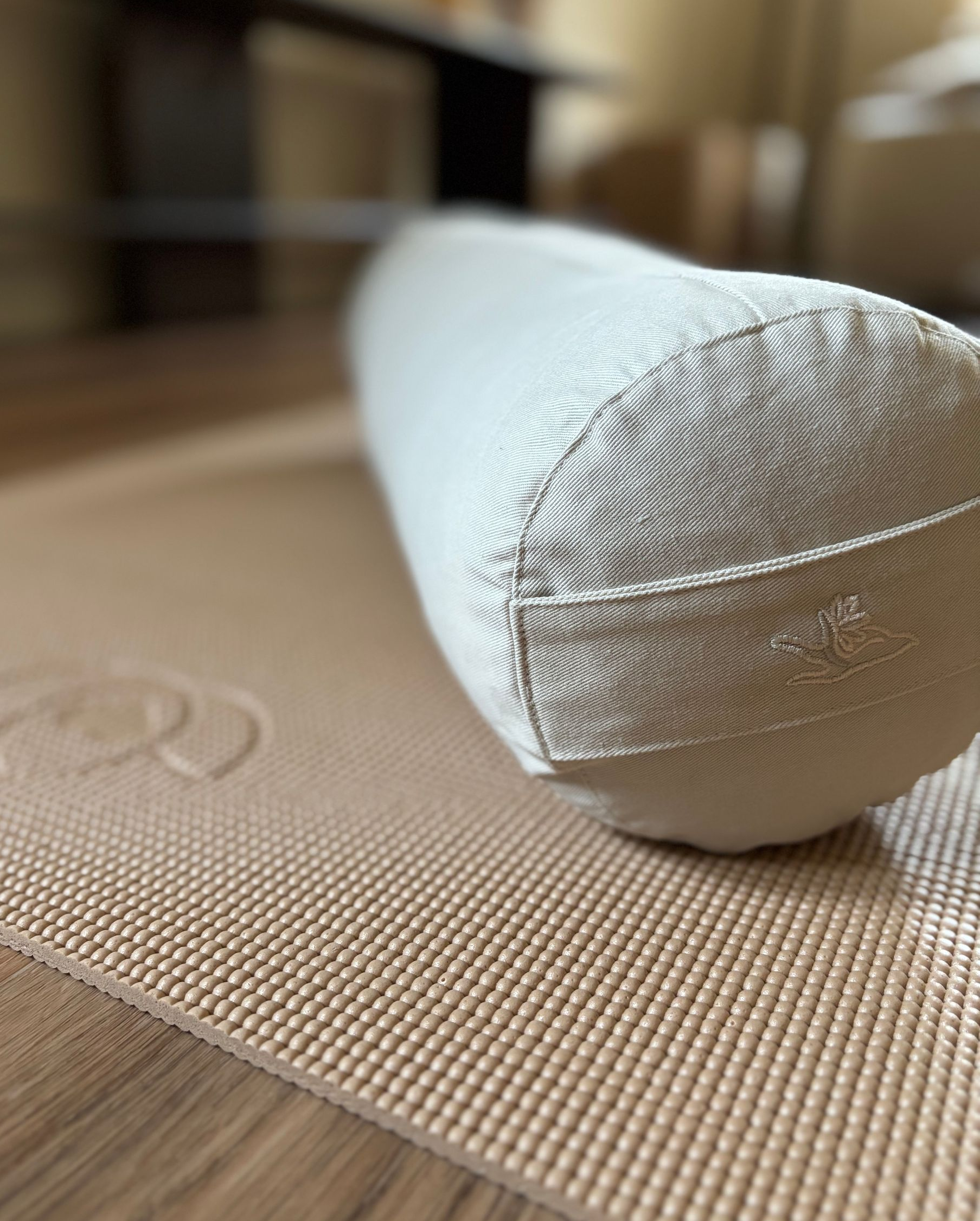 Rond bolster meditatiekussen beige Biokatoen – Yogi & Yogini