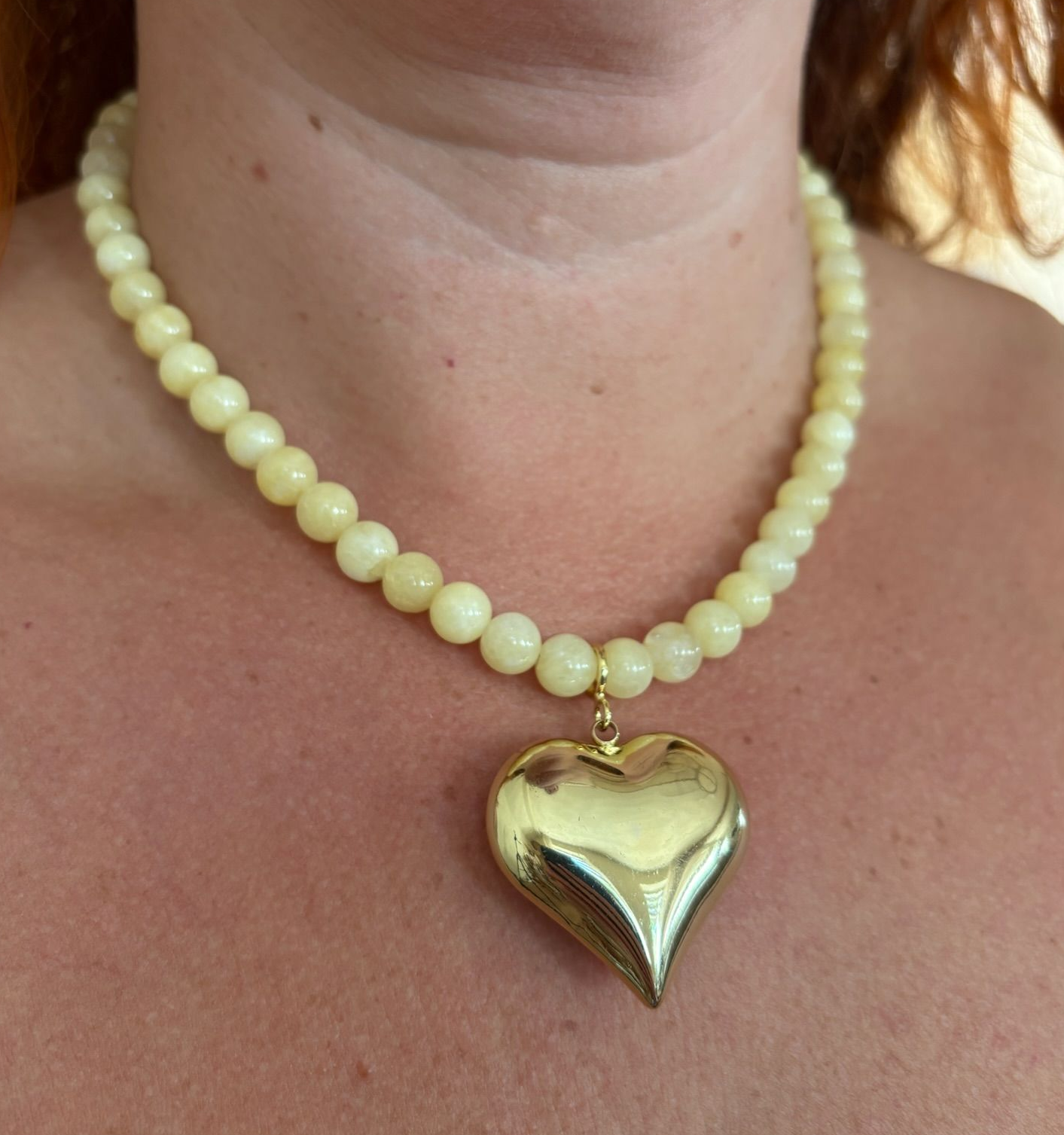Ketting butter yellow jade met gouden hart