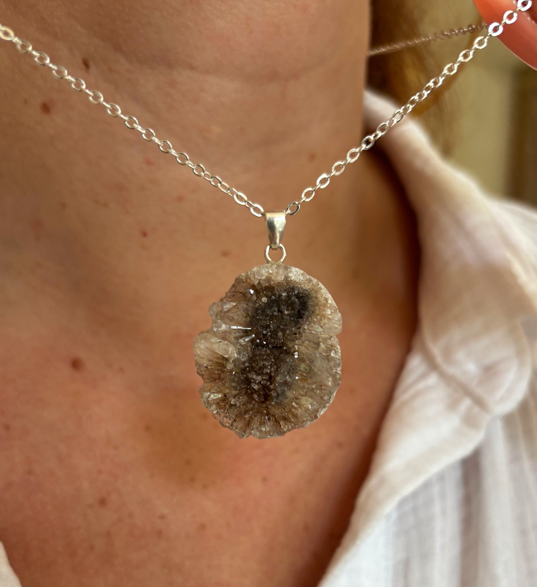 Ketting zilver met agaat geode hanger 1