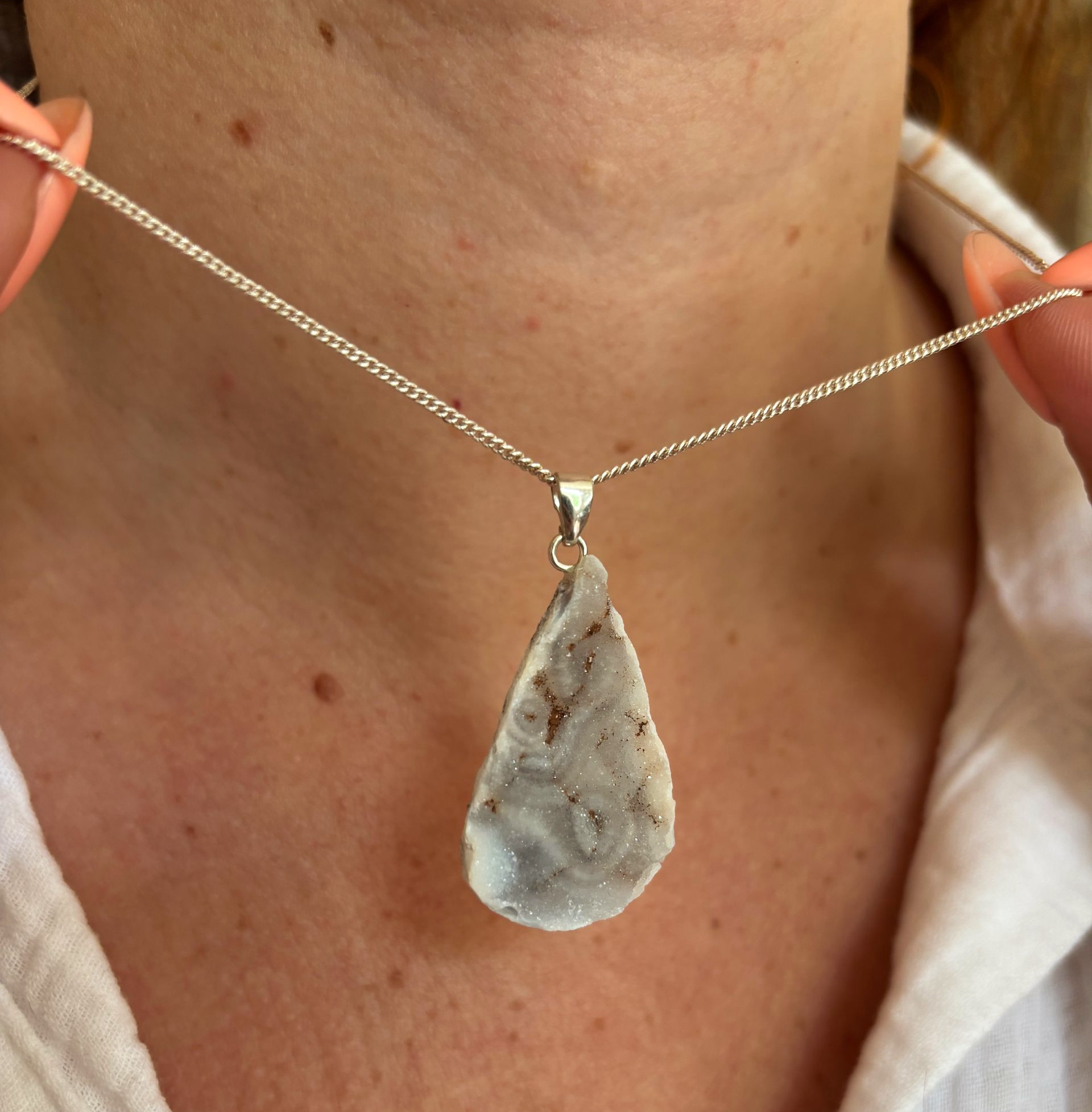 Ketting zilver met agaat geode hanger 2