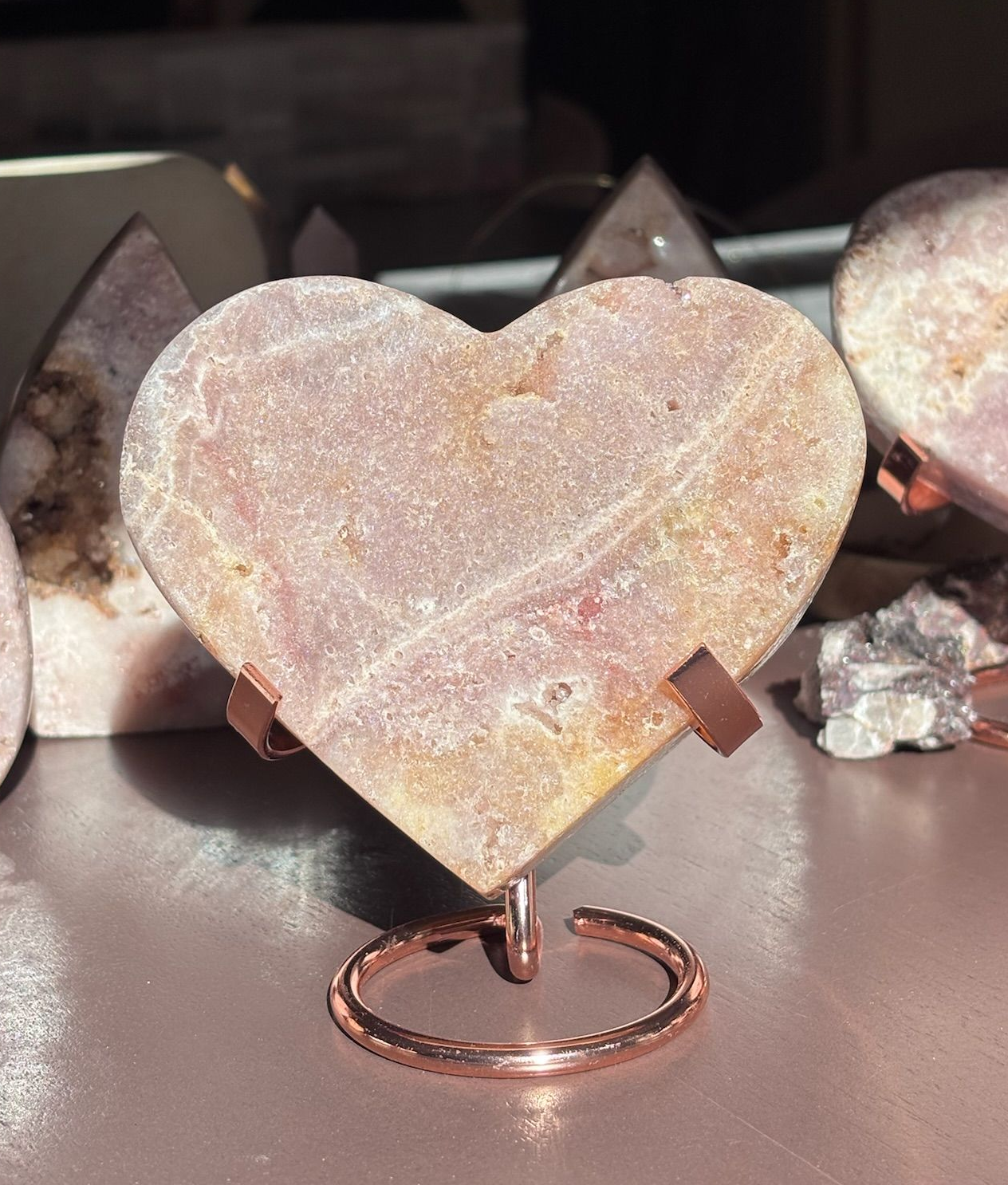 Roze amethist hart met standaard - 02
