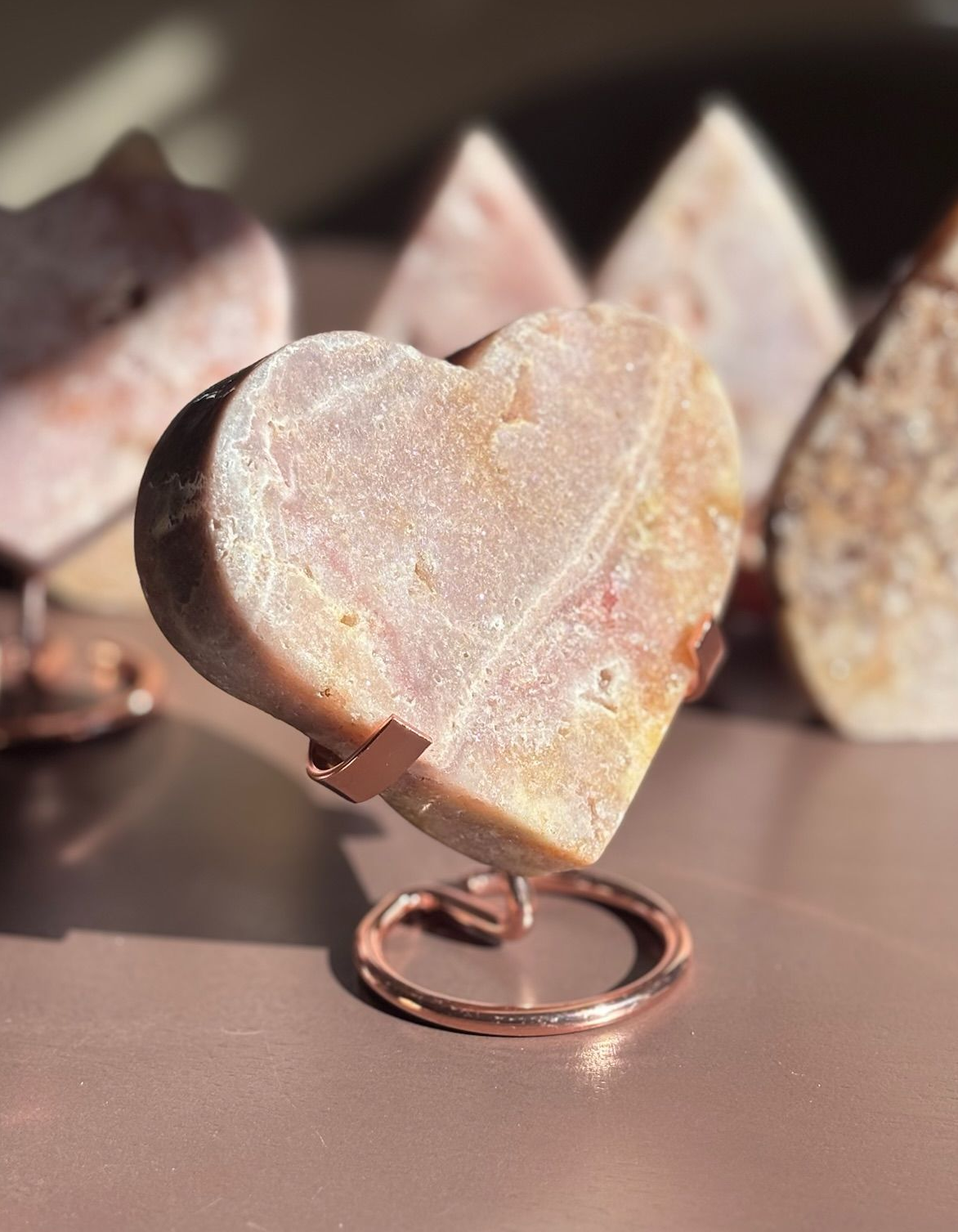 Roze amethist hart met standaard - 02