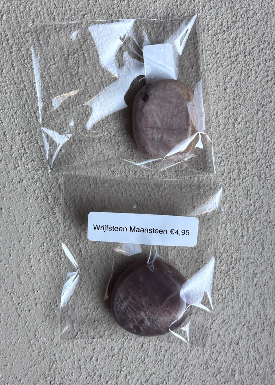 Wrijfsteen maansteen
