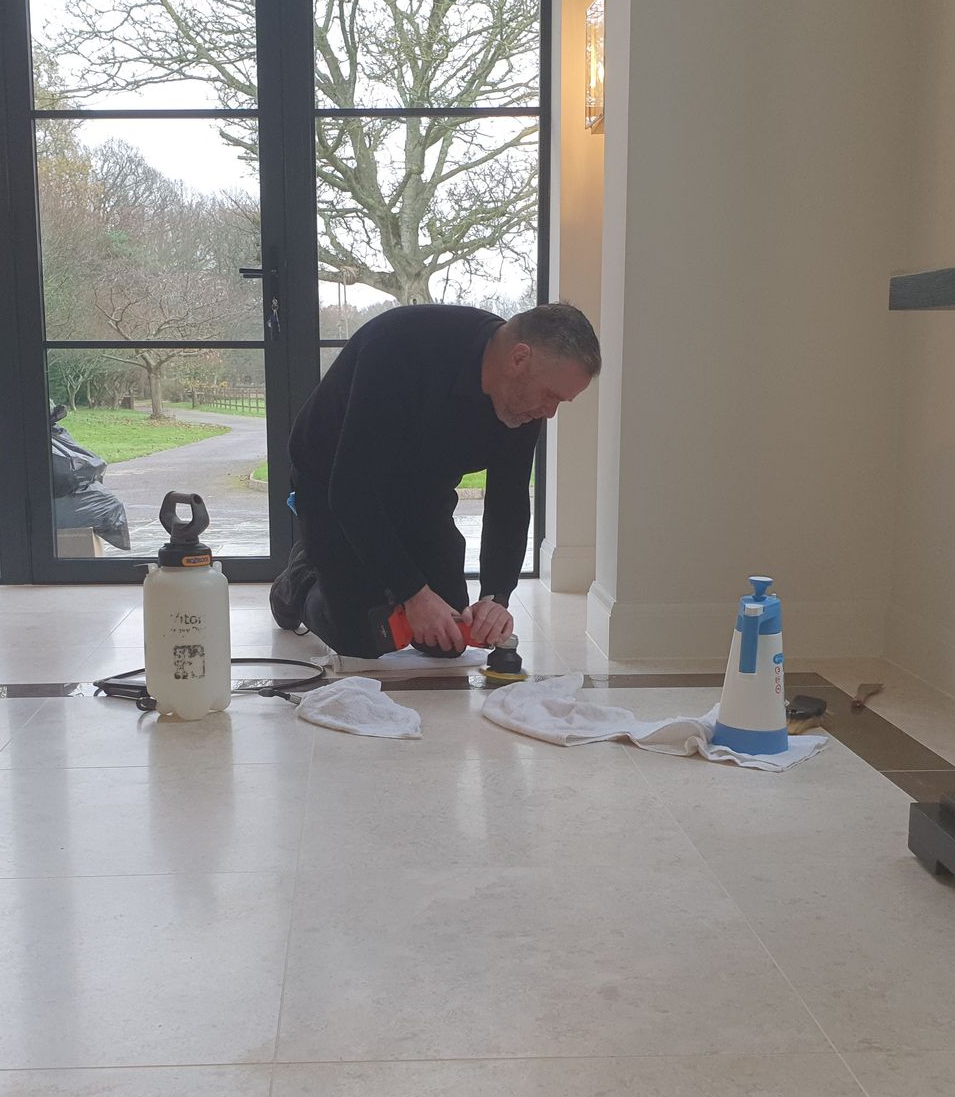 Richard Polishing Floor
