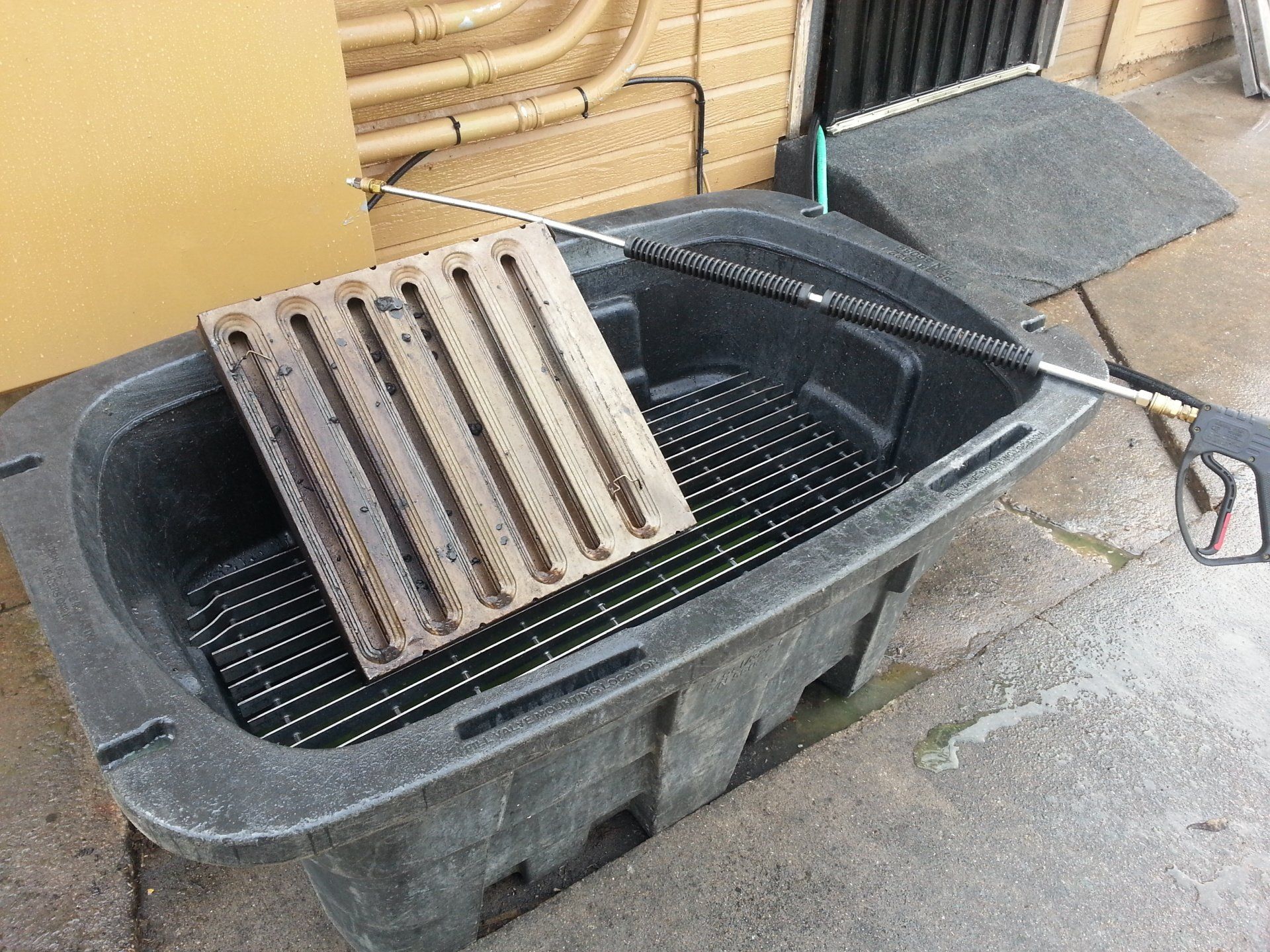Filter cleaning
