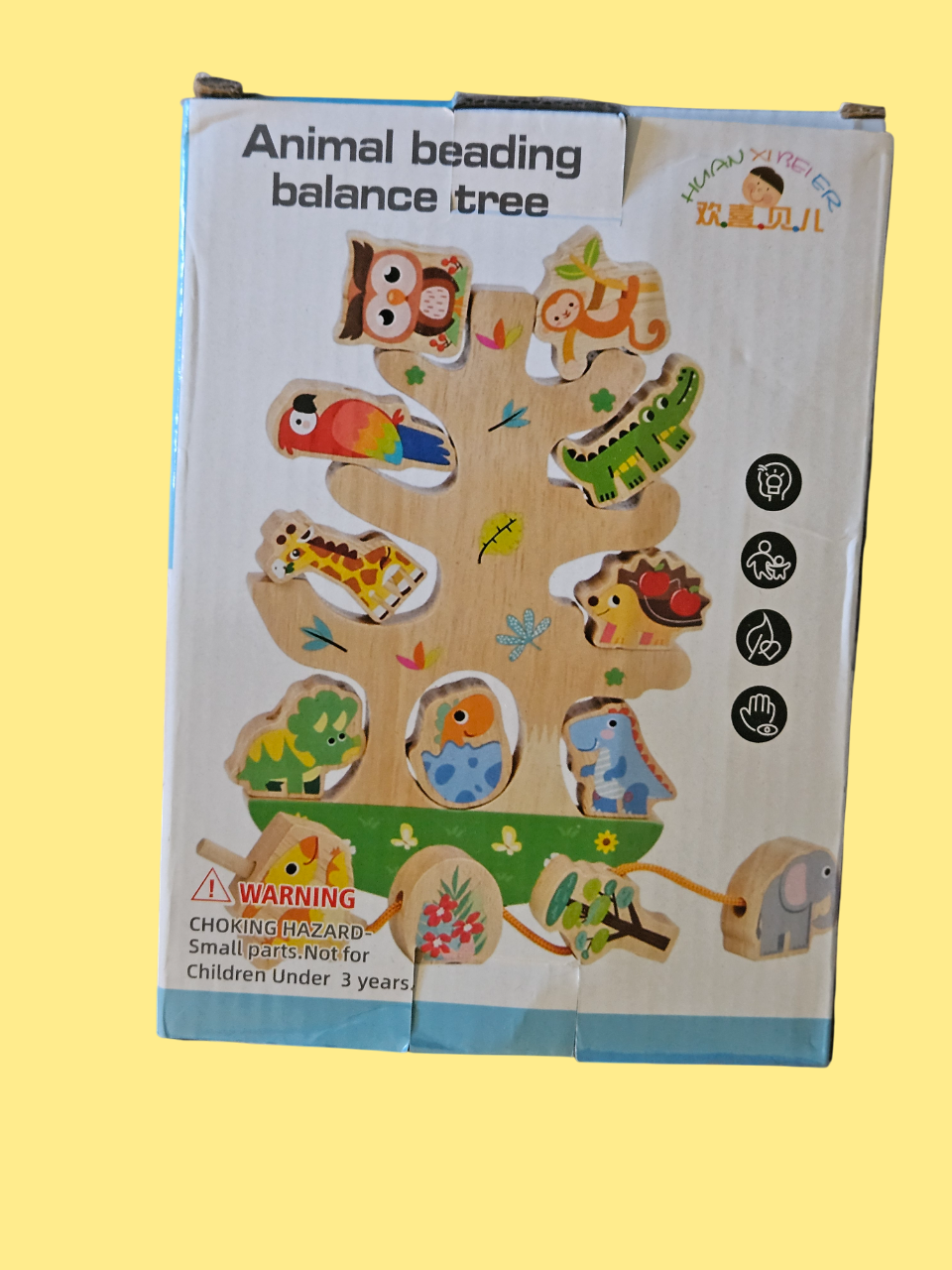 Animales en el árbol